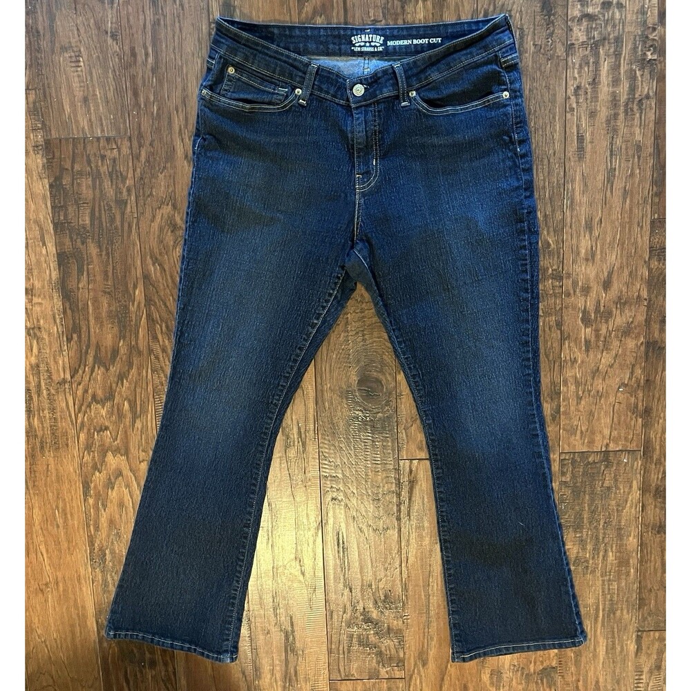 Levis Signature Womens 16 S Modern Boot Cut Blue Jeans Lots of Stretch Waist 34”